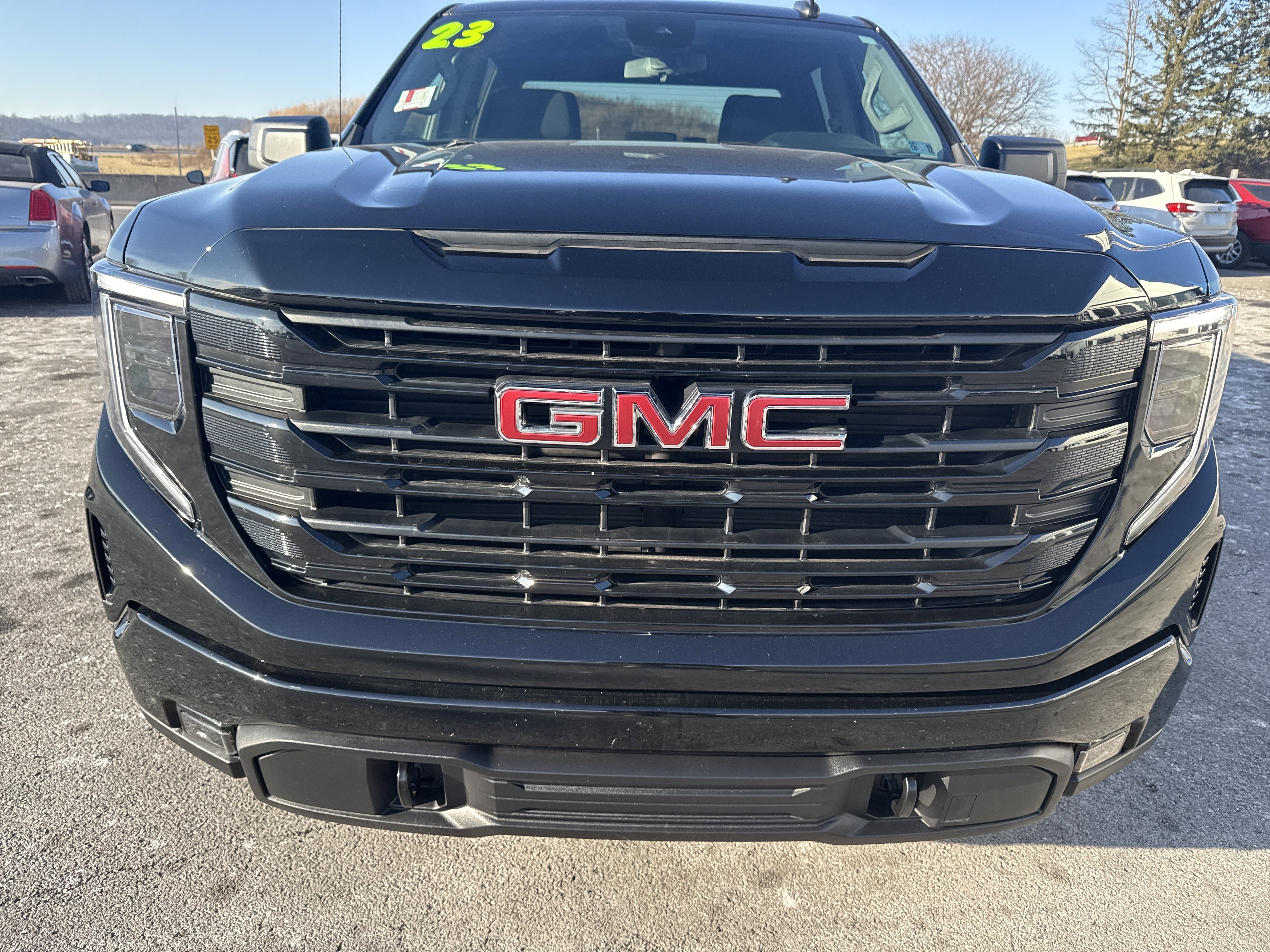 Used 2023 GMC Sierra 1500 Elevation image 8