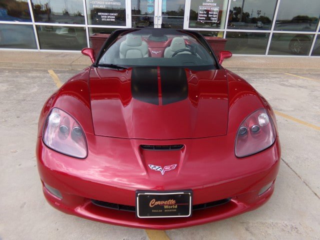 Used 2013 Chevrolet Corvette 427 w/ 1SB Preferred Equipment Group RWD image 4