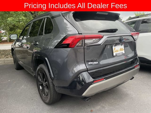 Used 2023 Toyota RAV4 SE AWD/4WD image 4