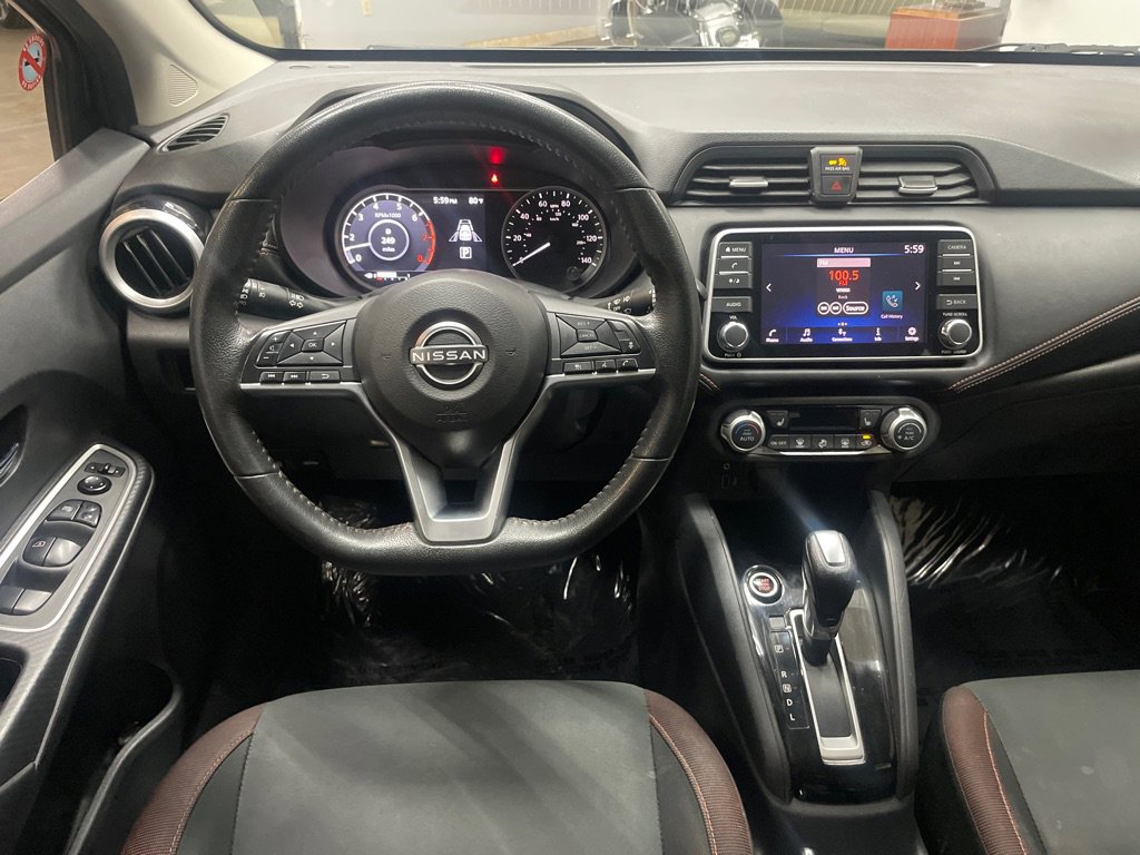 Used 2020 Nissan Versa SR w/ Convenience Package FWD image 4