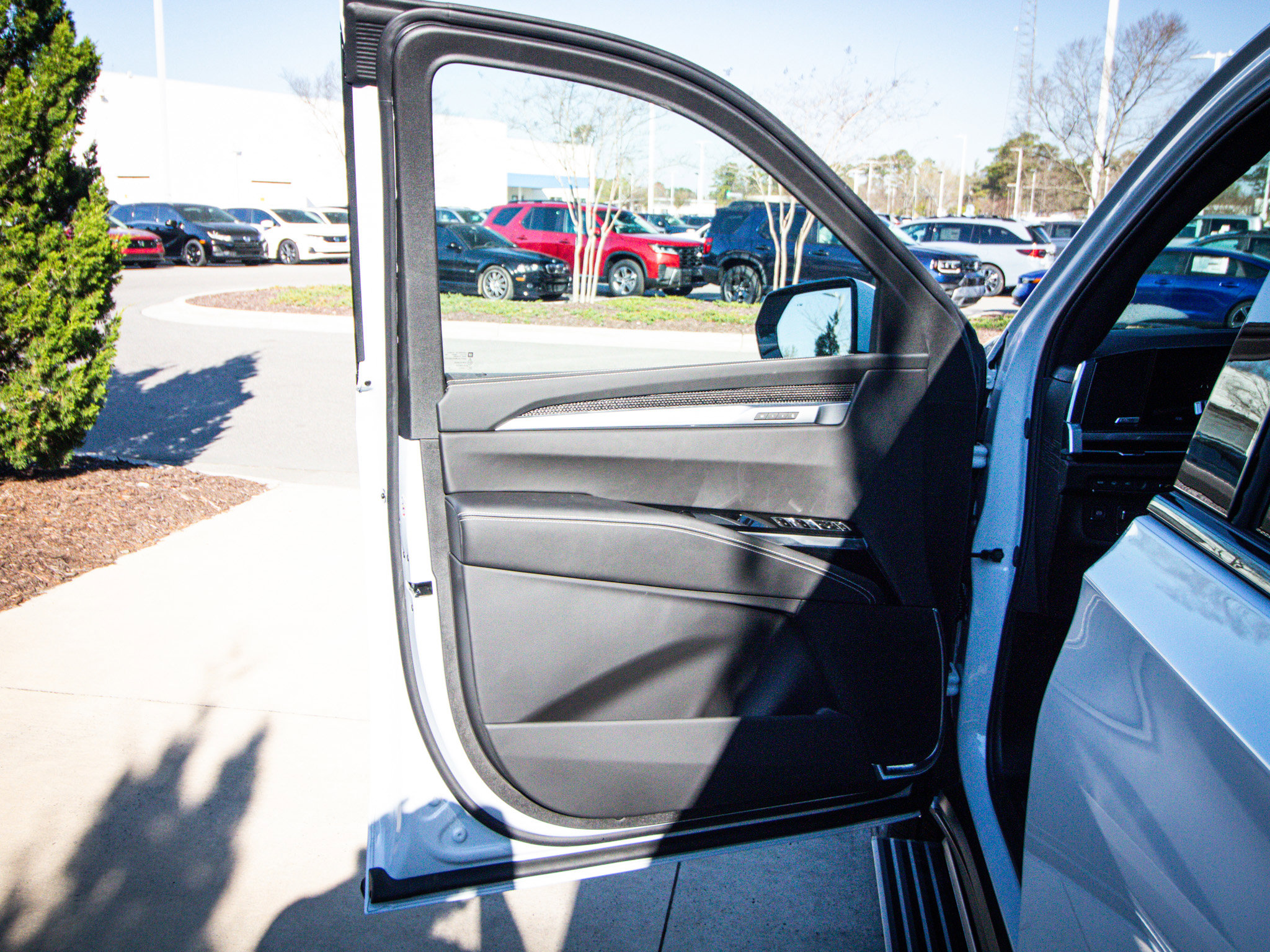 Used 2026 Cadillac Escalade V image 14