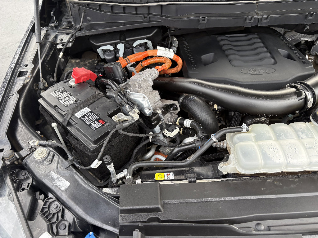 Used 2023 Ford F150 Platinum w/ Max Trailer Tow Package image 43