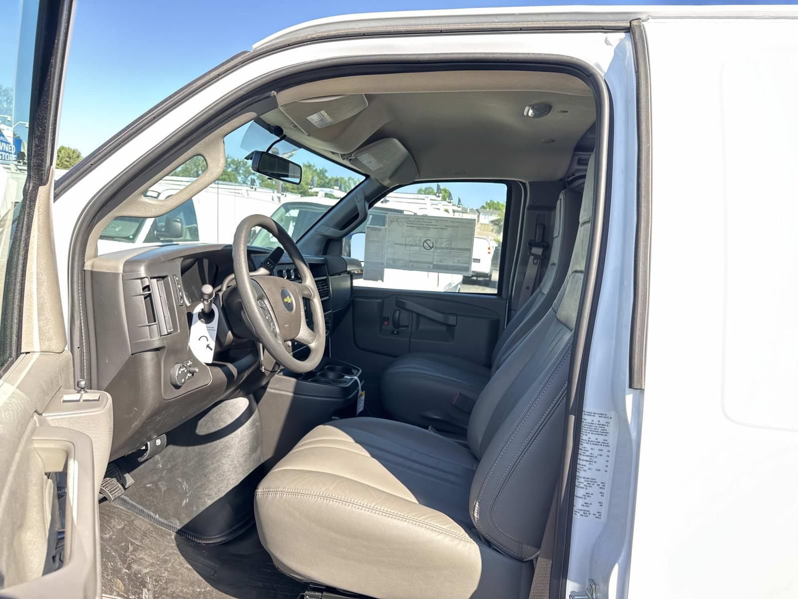 New 2026 Chevrolet Express 2500 Extended w/ Driver Convenience Package RWD image 17