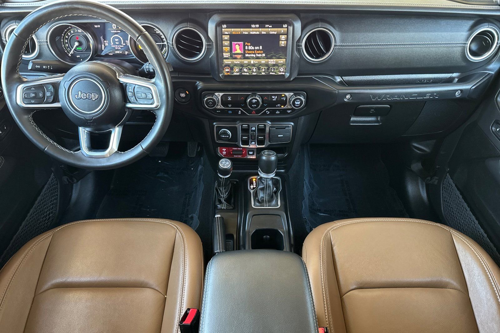 Used 2022 Jeep Wrangler Unlimited Rubicon 4xe w/ Safety Group image 12