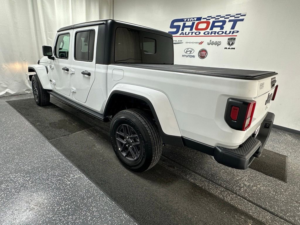 New 2025 Jeep Gladiator Sport AWD/4WD image 4