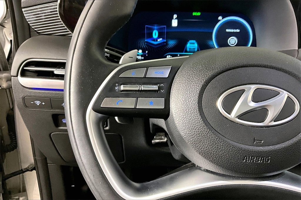 Used 2024 Hyundai Palisade Calligraphy image 11