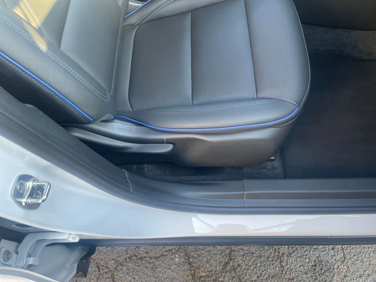 Used 2025 Buick Envista Sport Touring image 25