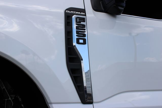 Used 2024 Ford F250 Platinum w/ FX4 Off-Road Package image 22