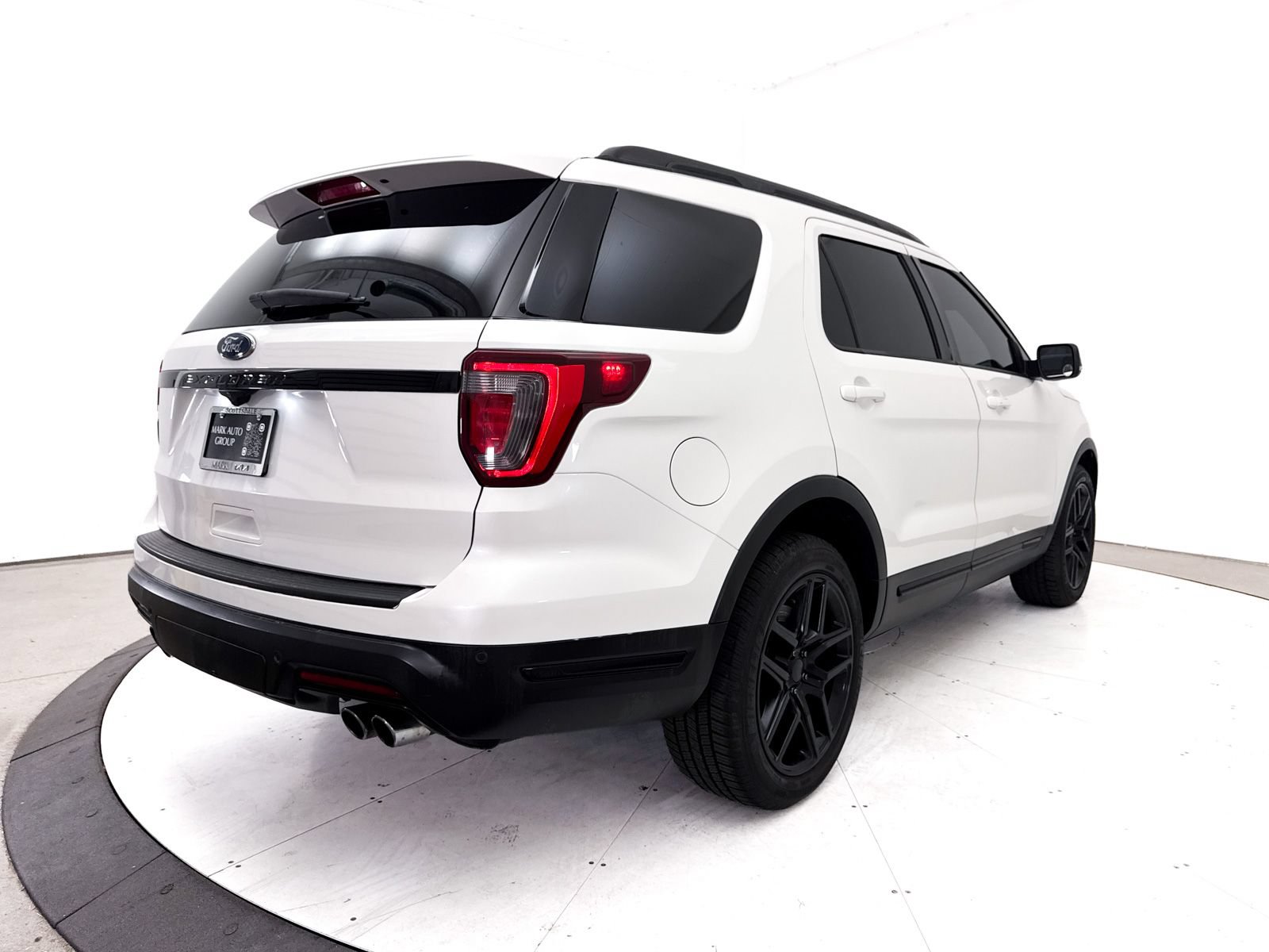 Used 2019 Ford Explorer Sport w/ Equipment Group 401A AWD/4WD image 20