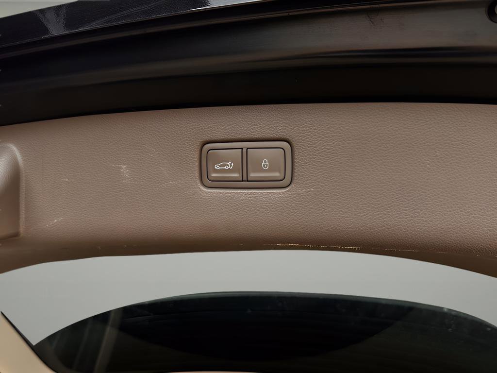 Used 2024 Genesis GV80 3.5T w/ Prestige Package image 27