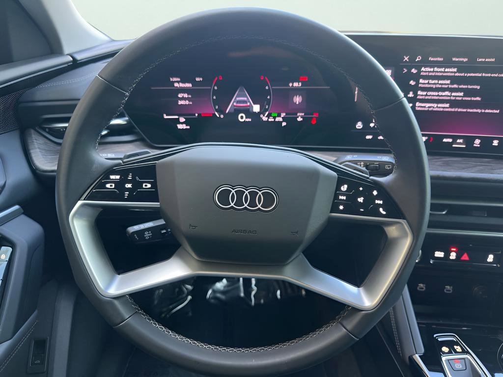 Used 2025 Audi Q5 Premium w/ Convenience Package image 38