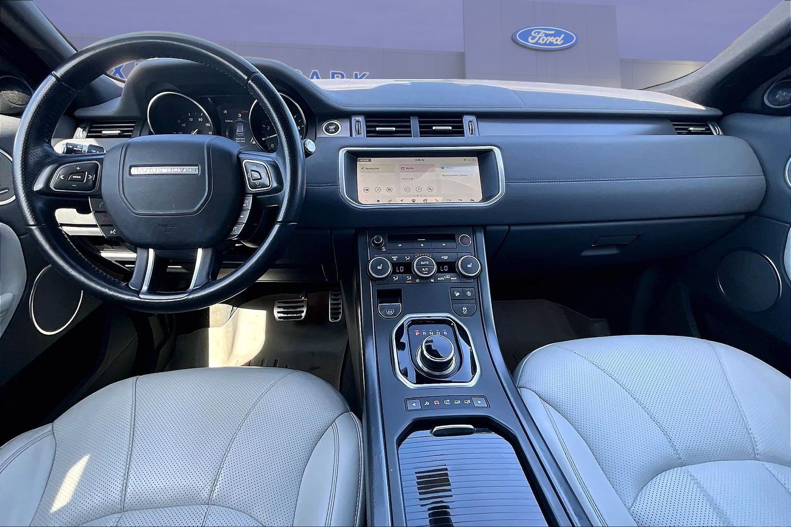Used 2018 Land Rover Range Rover Evoque HSE Dynamic image 7