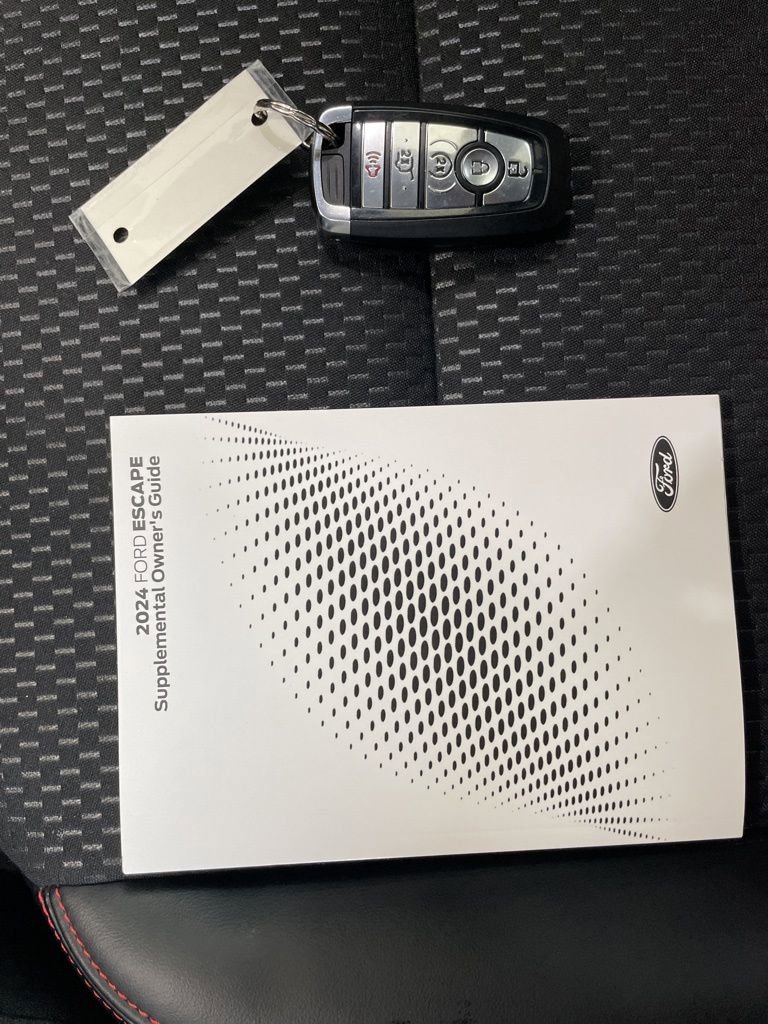 Certified 2024 Ford Escape ST-Line Select w/ Tech Pack #1 image 28