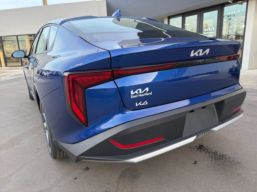 New 2025 Kia K4 LXS image 9