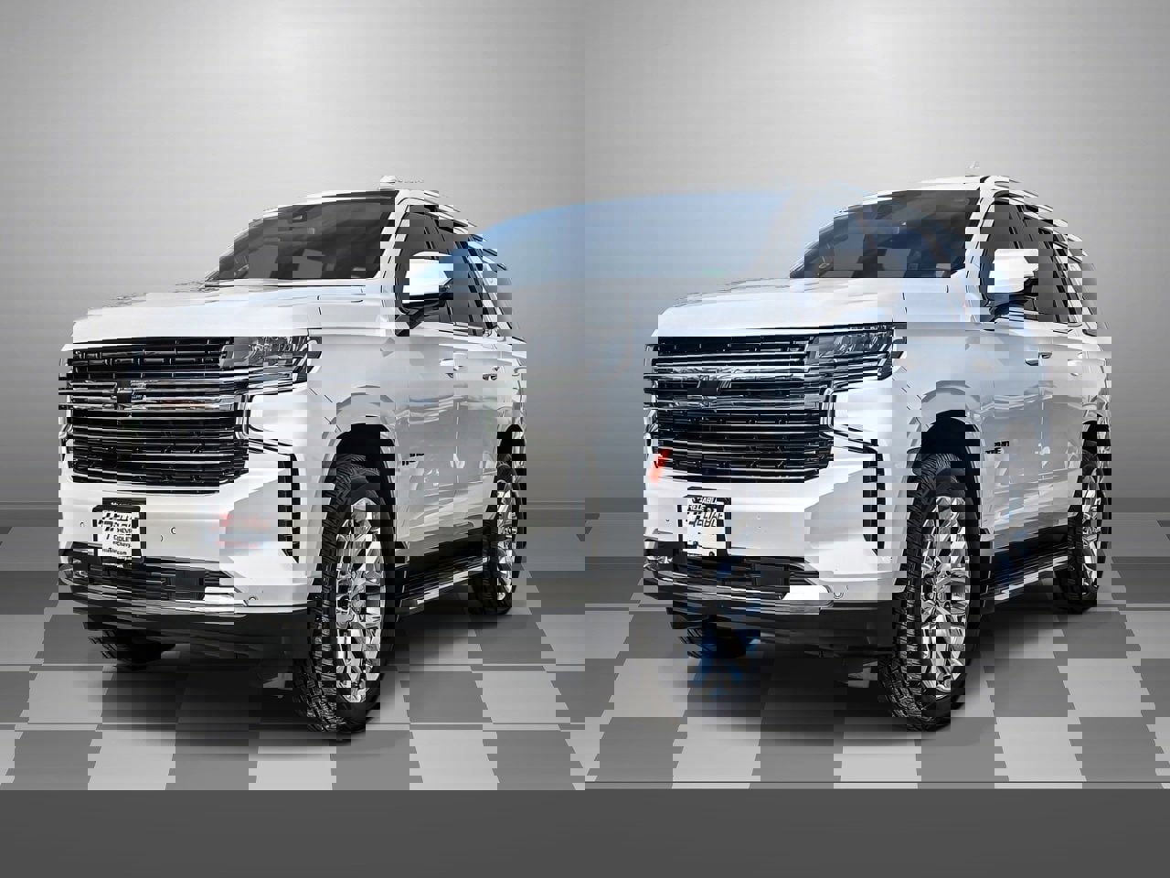 Used 2022 Chevrolet Tahoe LT w/ Luxury Package image 3