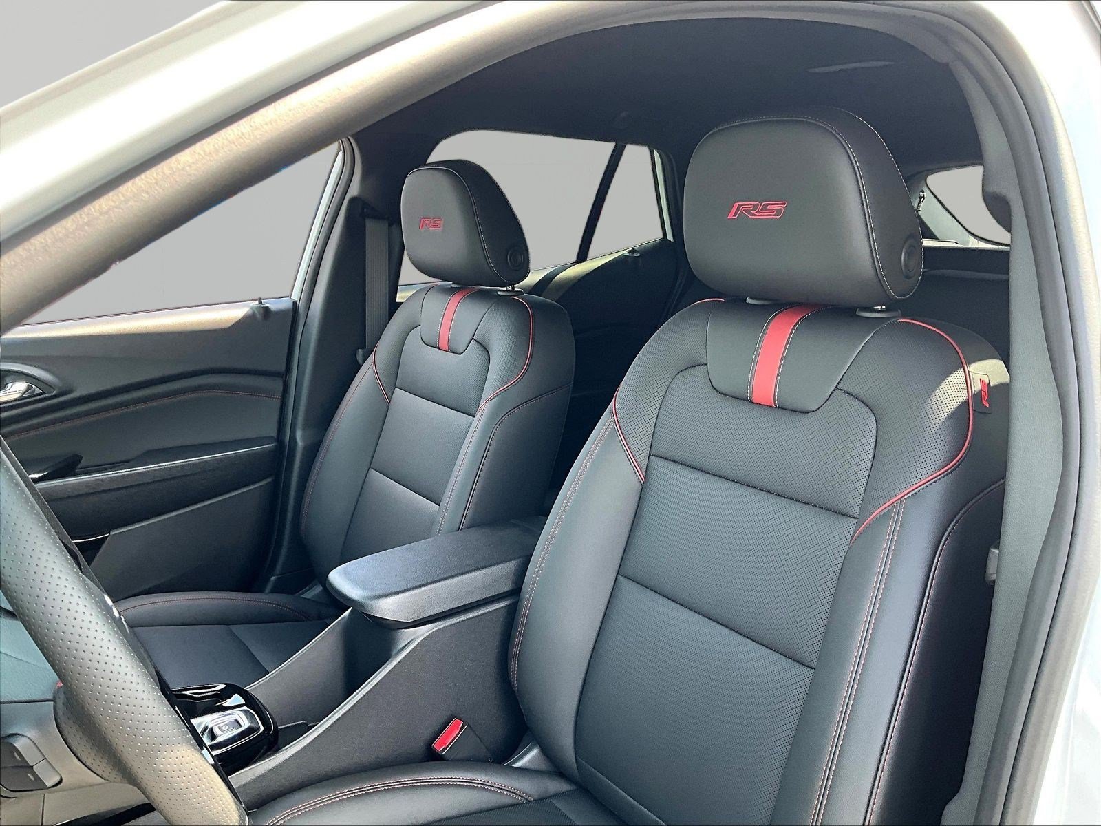 New 2026 Chevrolet Trax RS FWD image 17