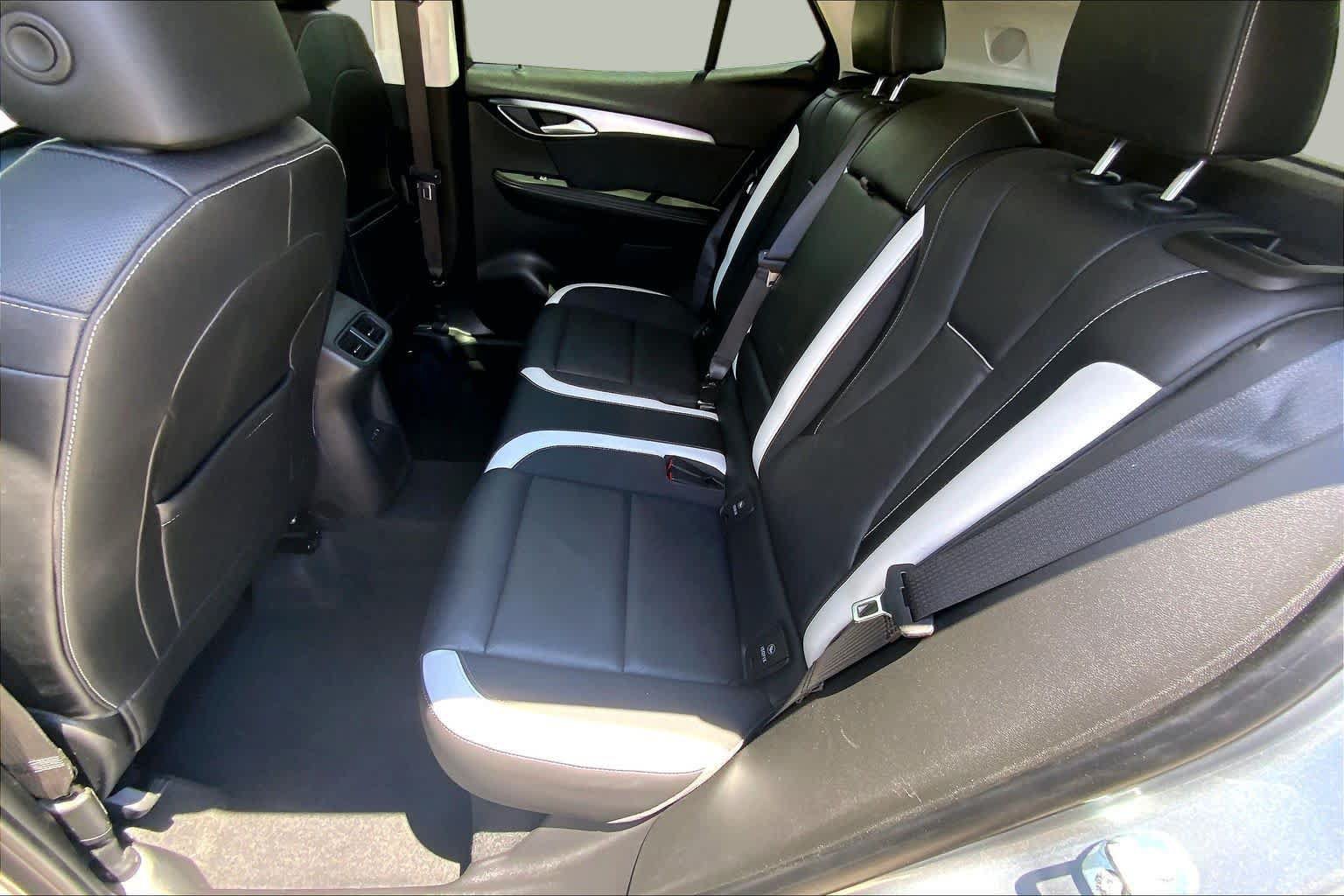 Used 2025 Buick Envision Sport Touring AWD/4WD image 20