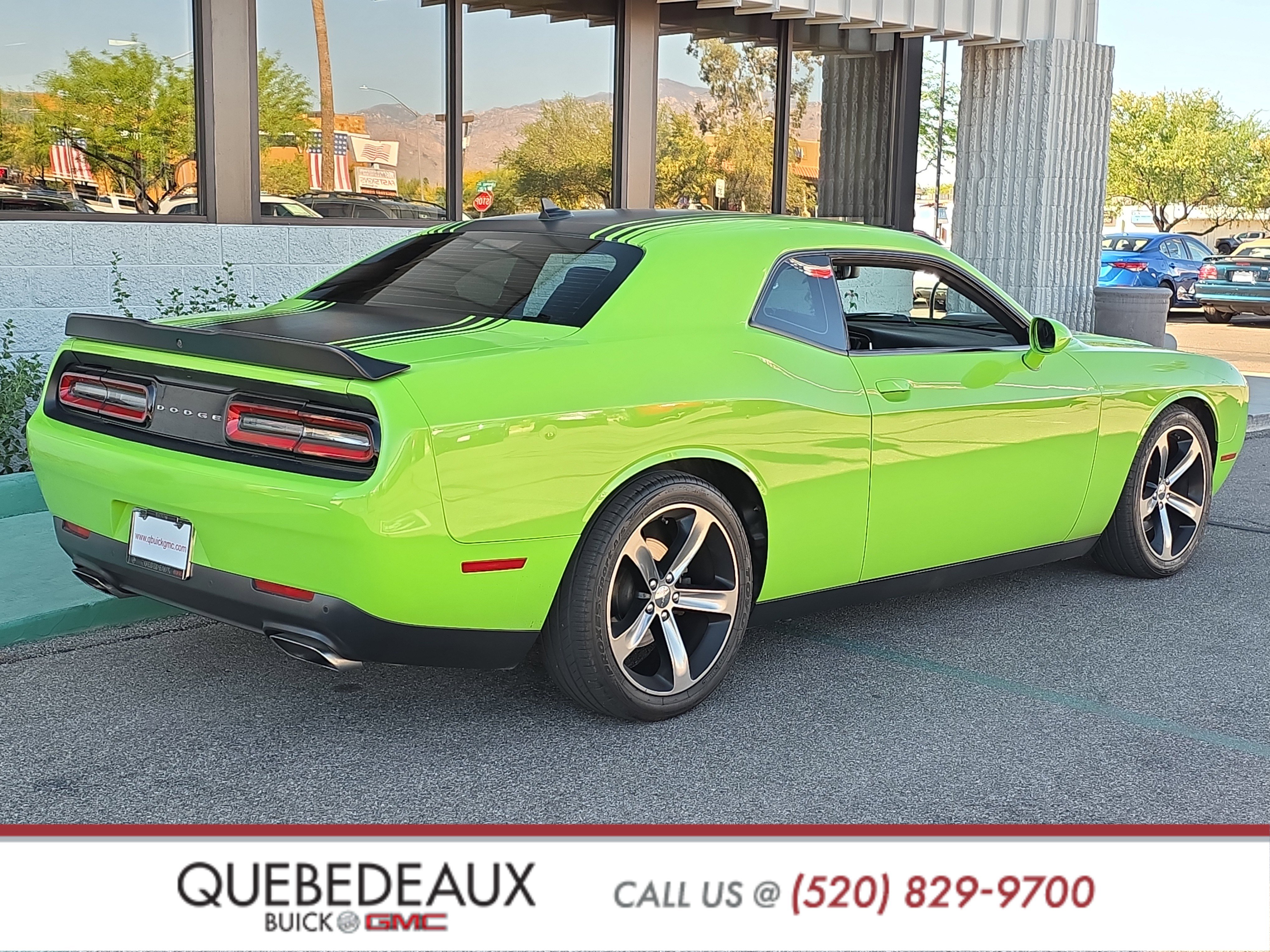 Used 2015 Dodge Challenger R/T image 8