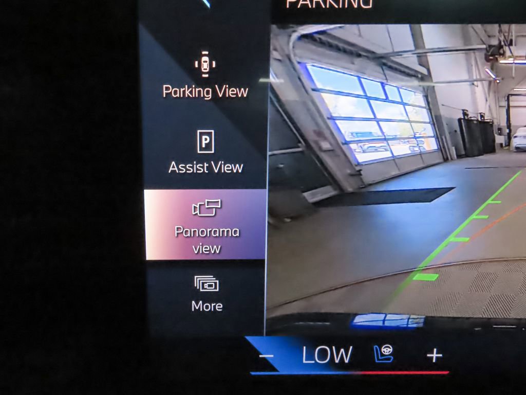 New 2025 BMW 750e xDrive image 20