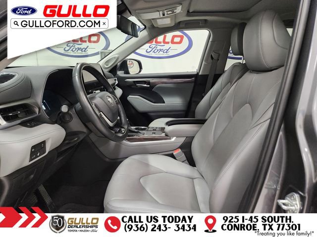 Used 2023 Toyota Highlander Limited image 19