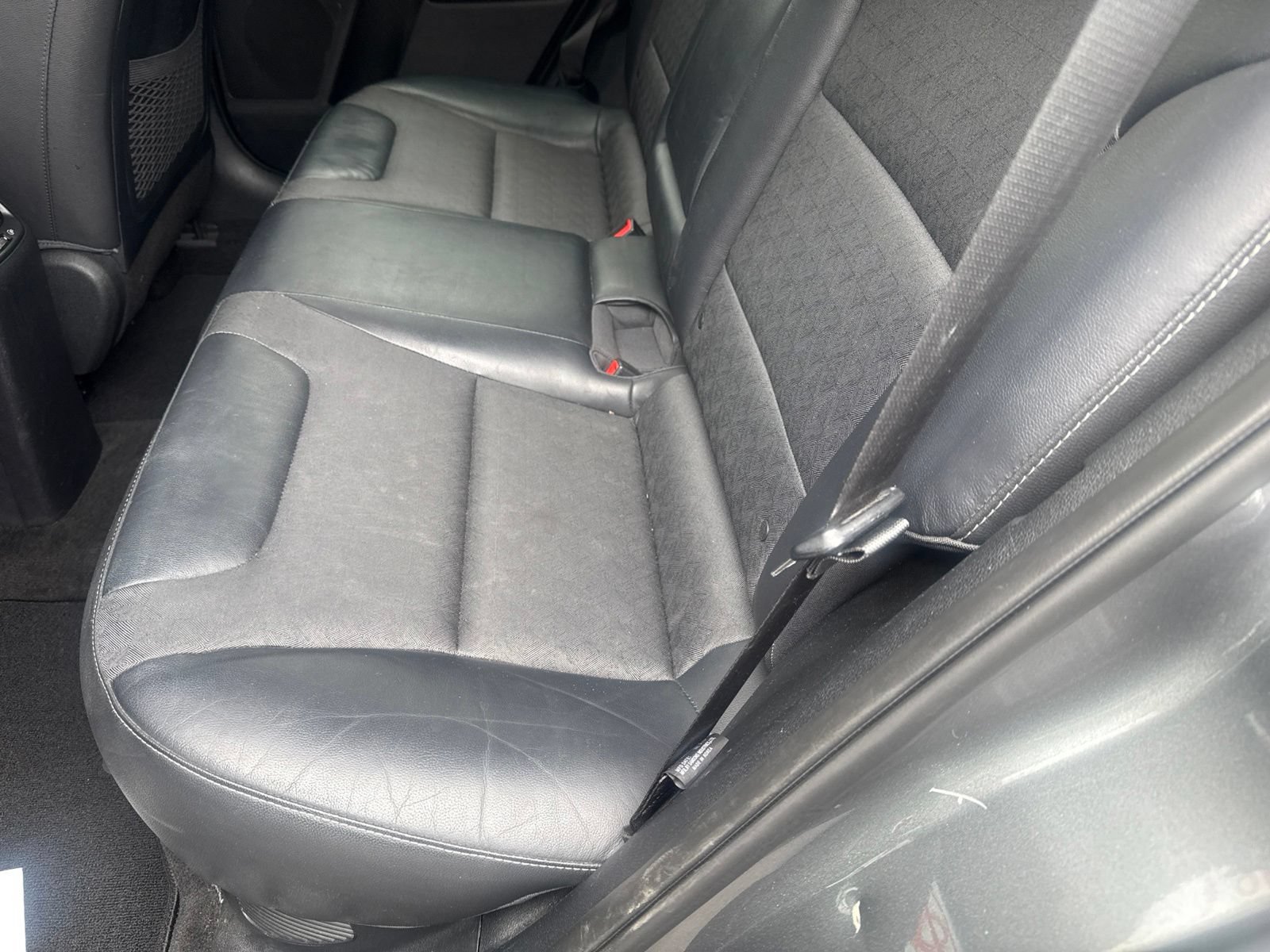 Used 2017 Kia Niro EX FWD image 10