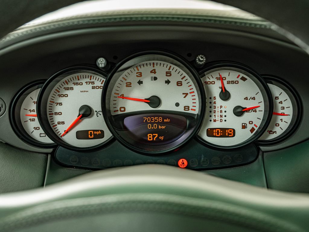 Used 2001 Porsche 911 Turbo AWD/4WD image 32
