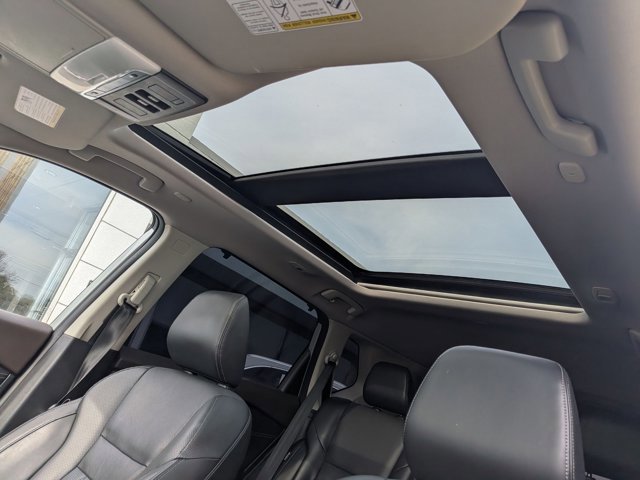 Used 2023 Nissan Rogue Platinum w/ Platinum Premium Package image 16