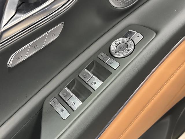 Used 2025 Genesis GV80 2.5T Prestige image 30