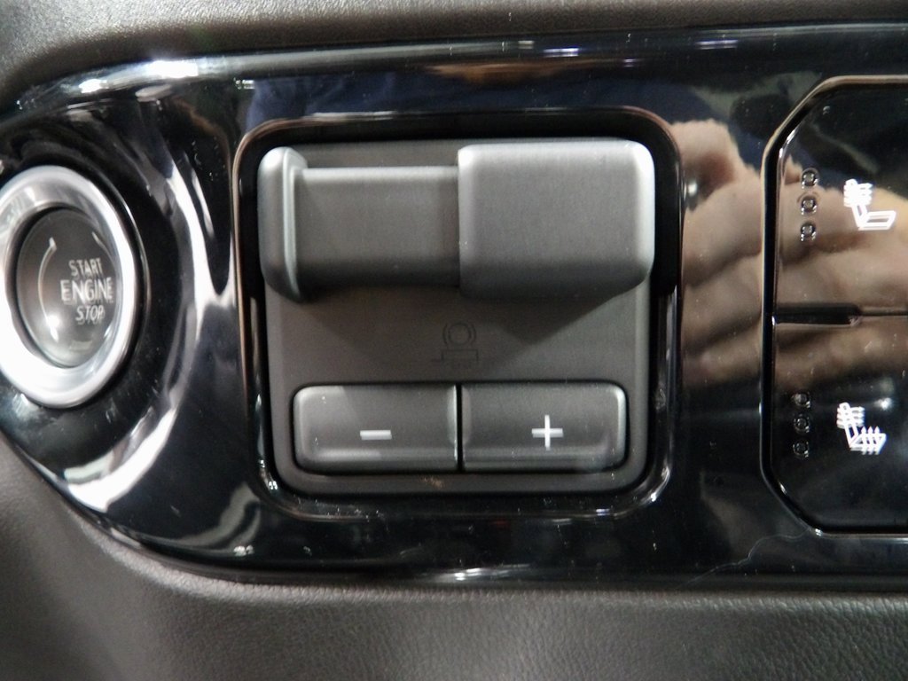 Used 2024 Chevrolet Silverado 1500 RST image 44