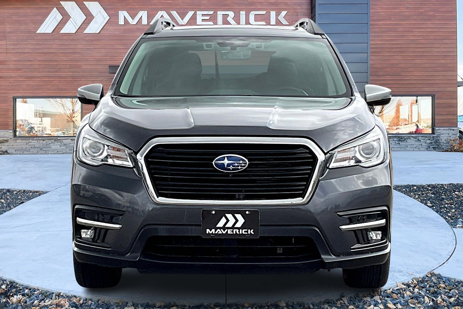 Used 2019 Subaru Ascent Touring w/ Popular Package #2A image 2
