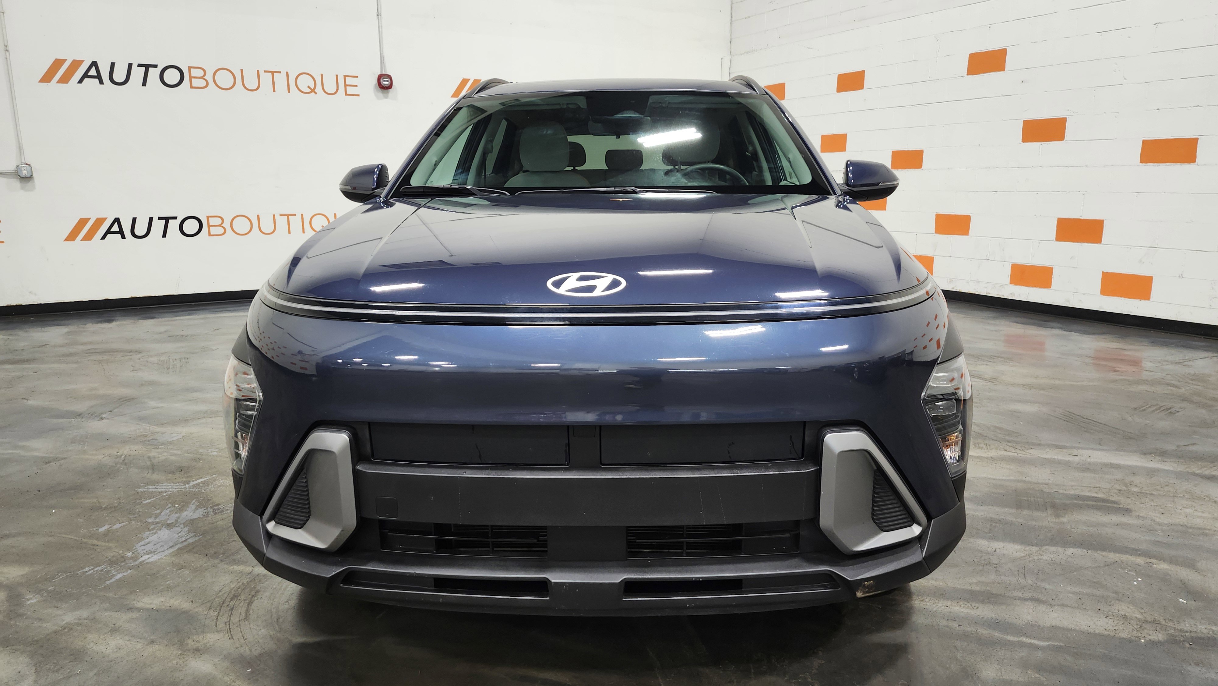 Used 2024 Hyundai Kona SEL image 11