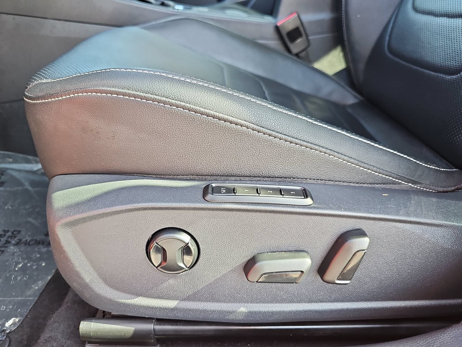 Used 2019 Volkswagen Jetta SEL Premium FWD image 27