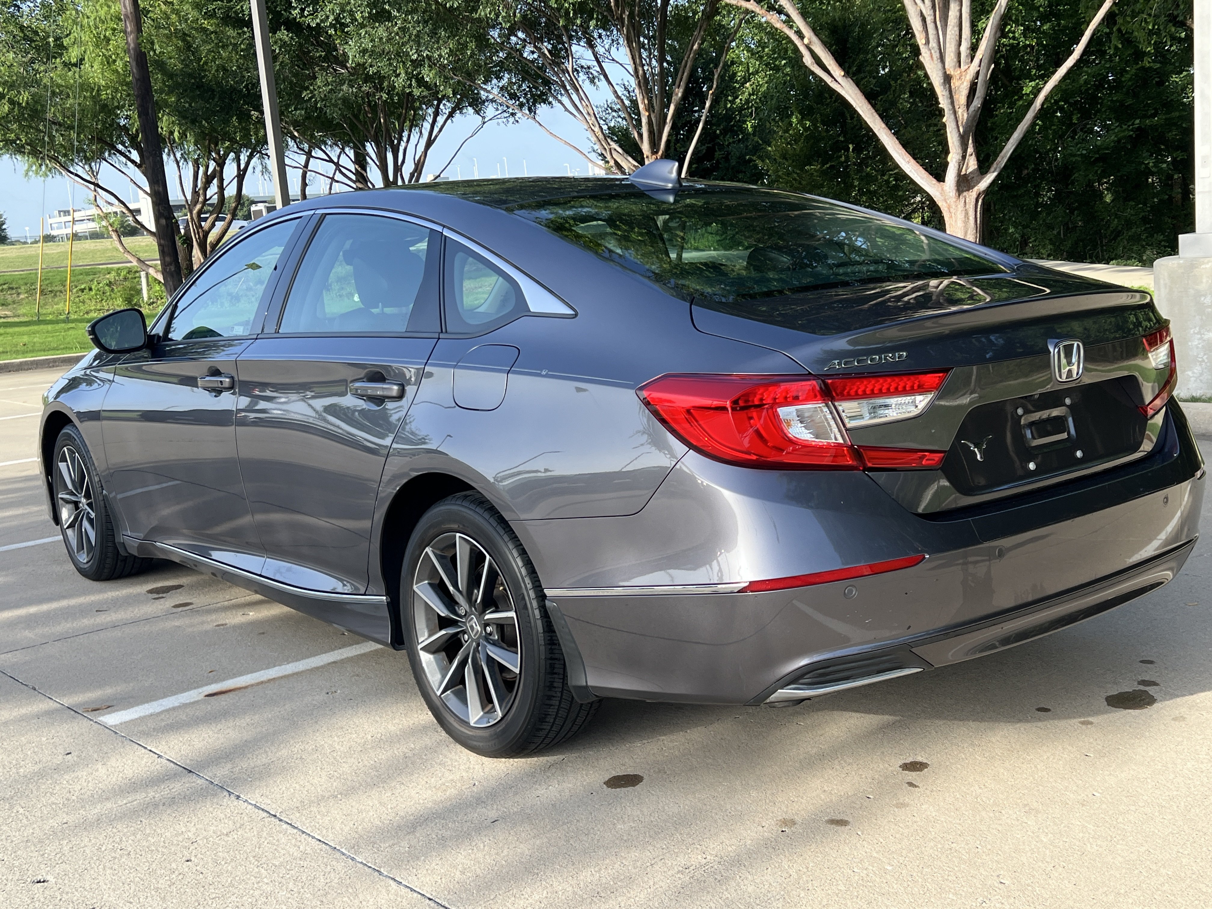 Used 2021 Honda Accord EX-L image 8