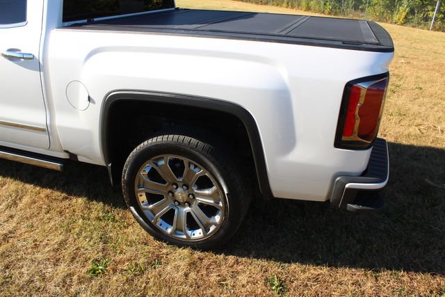 Used 2016 GMC Sierra 1500 Denali w/ Denali Ultimate Package AWD/4WD image 10