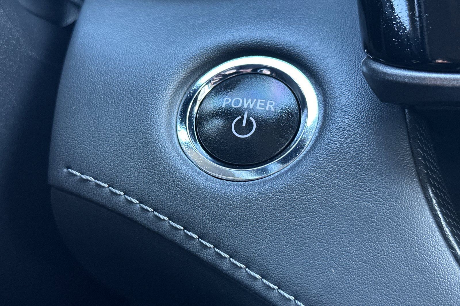 Used 2023 Toyota Highlander LE w/ Protection Package #3 (TMS) image 23