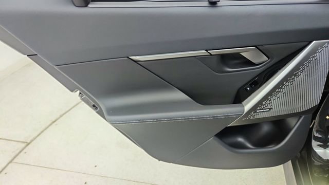 Used 2026 BMW 530i image 32