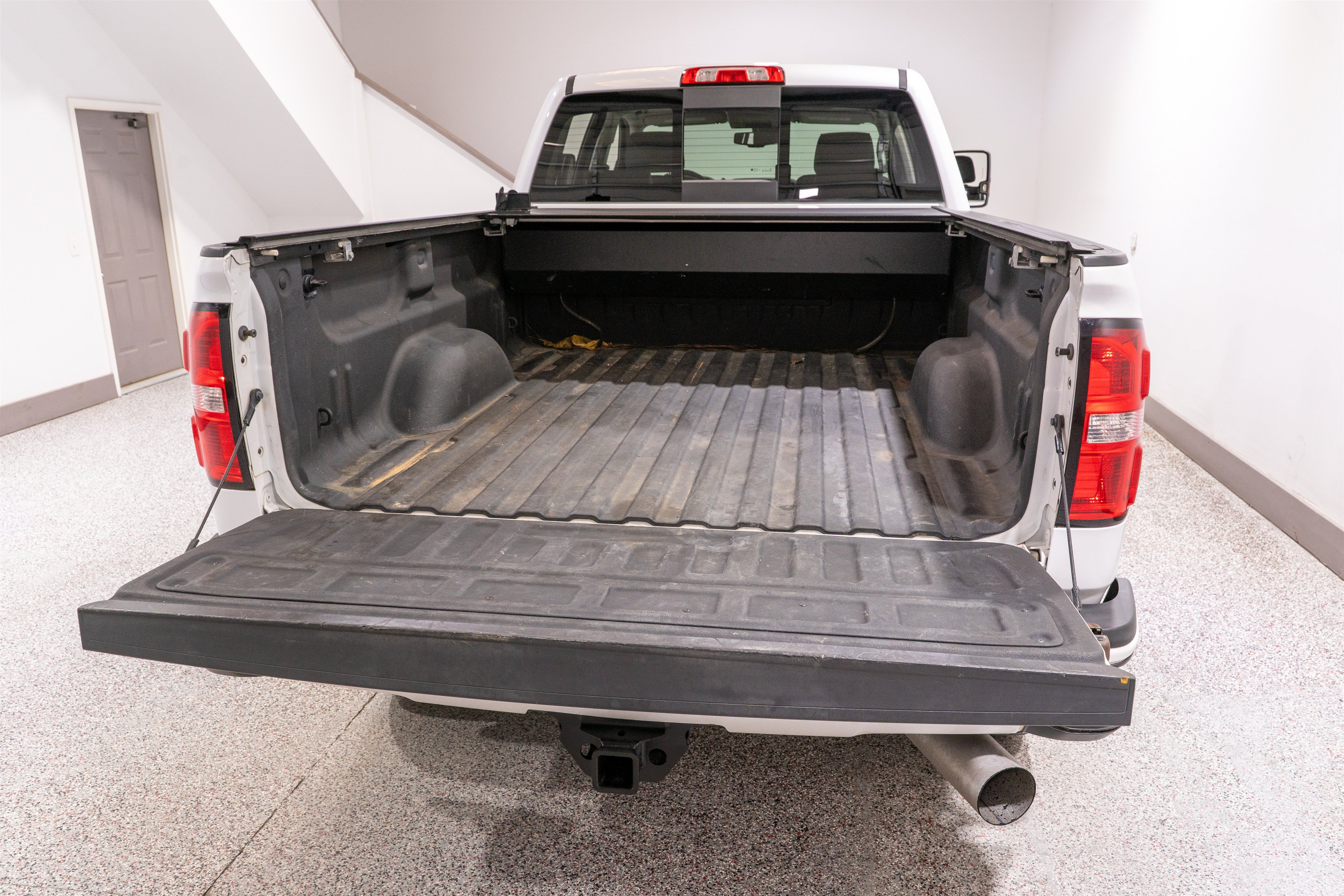 Used 2019 GMC Sierra 2500 Denali w/ Duramax Plus Package AWD/4WD image 12