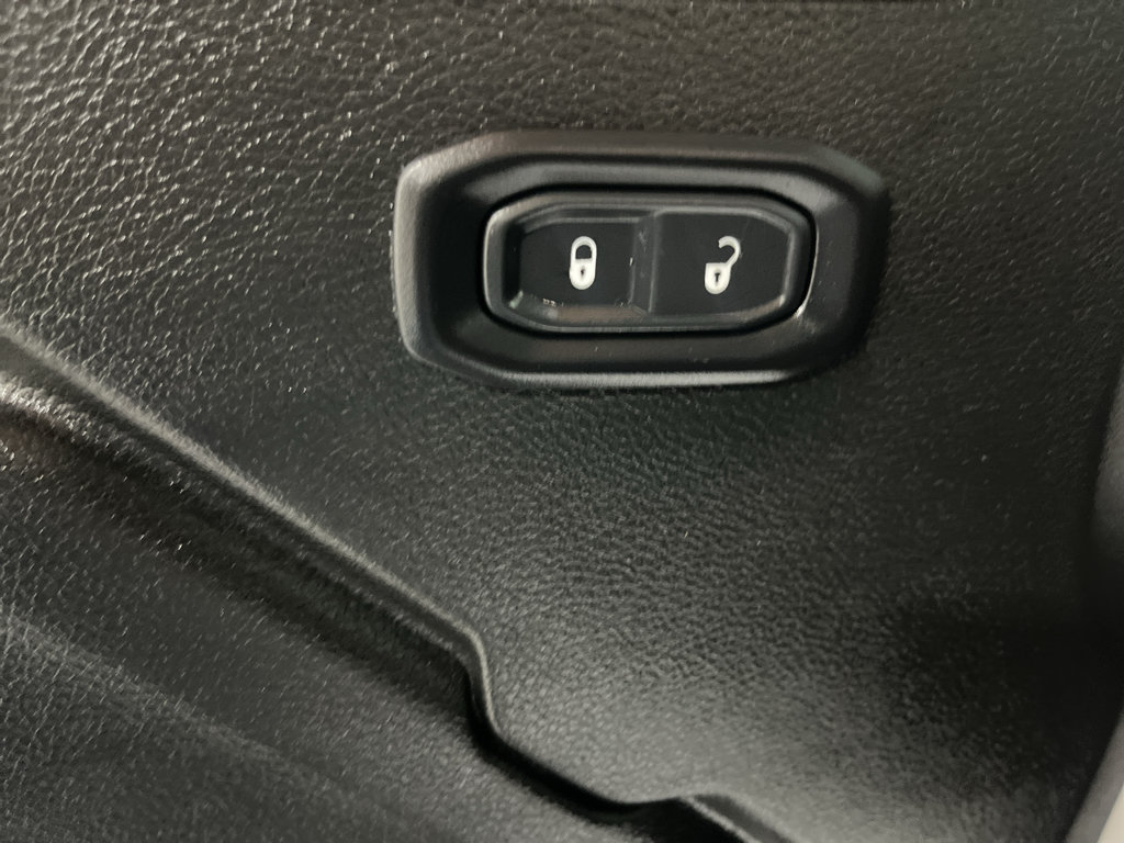Used 2022 Jeep Wrangler Unlimited Sport AWD/4WD image 31