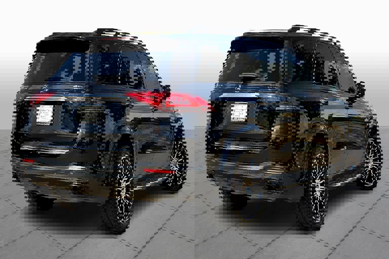 Used 2023 Mercedes-Benz GLE 450 4MATIC image 11