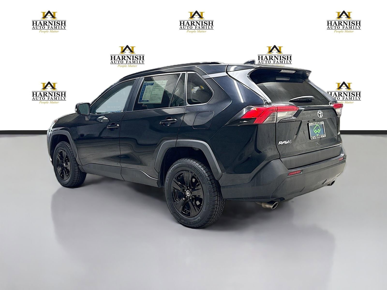 Used 2024 Toyota RAV4 XLE FWD image 7