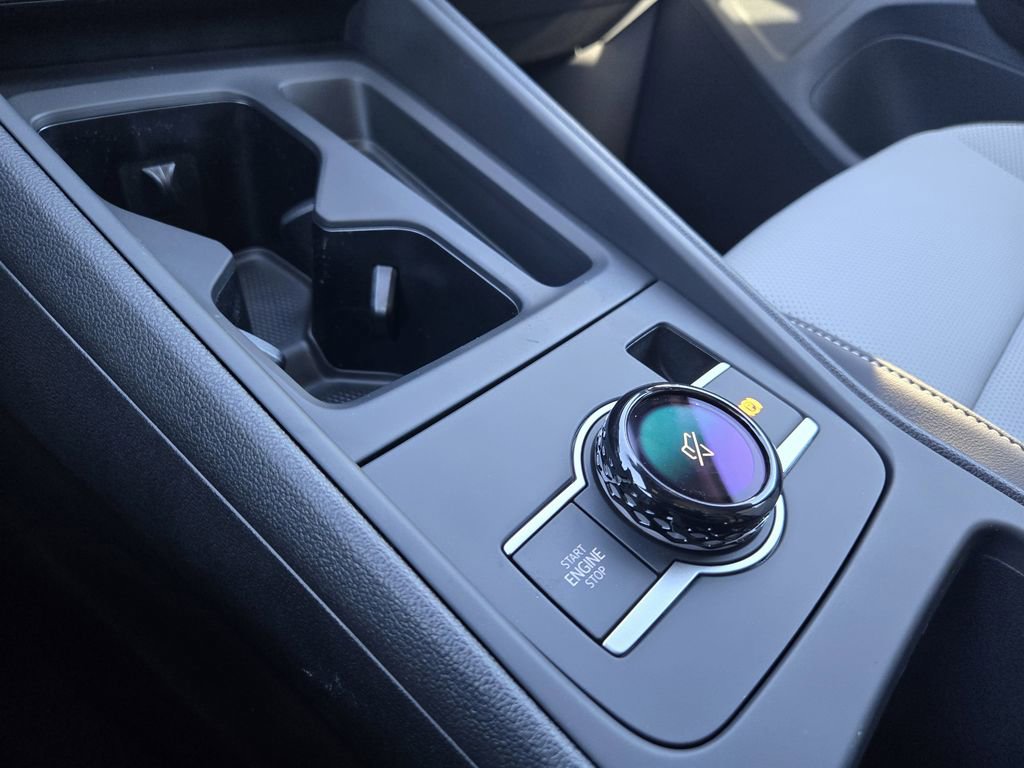 New 2026 Volkswagen Tiguan SE R-Line image 17