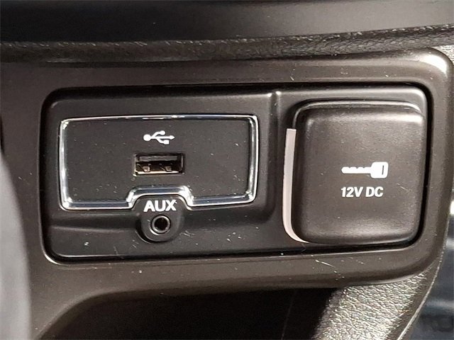 Used 2022 Jeep Renegade Limited image 24