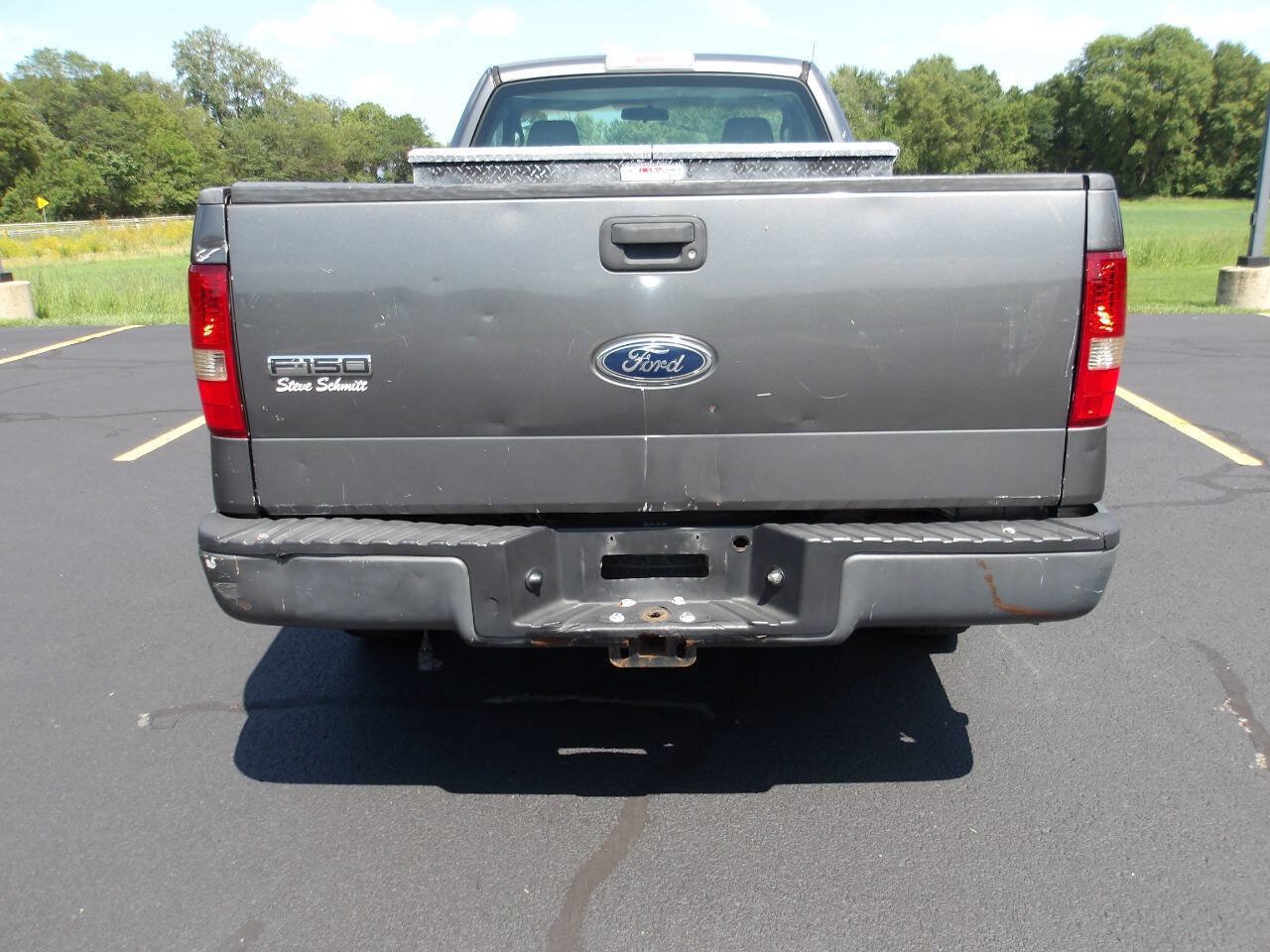 Used 2005 Ford F150 XL RWD image 4