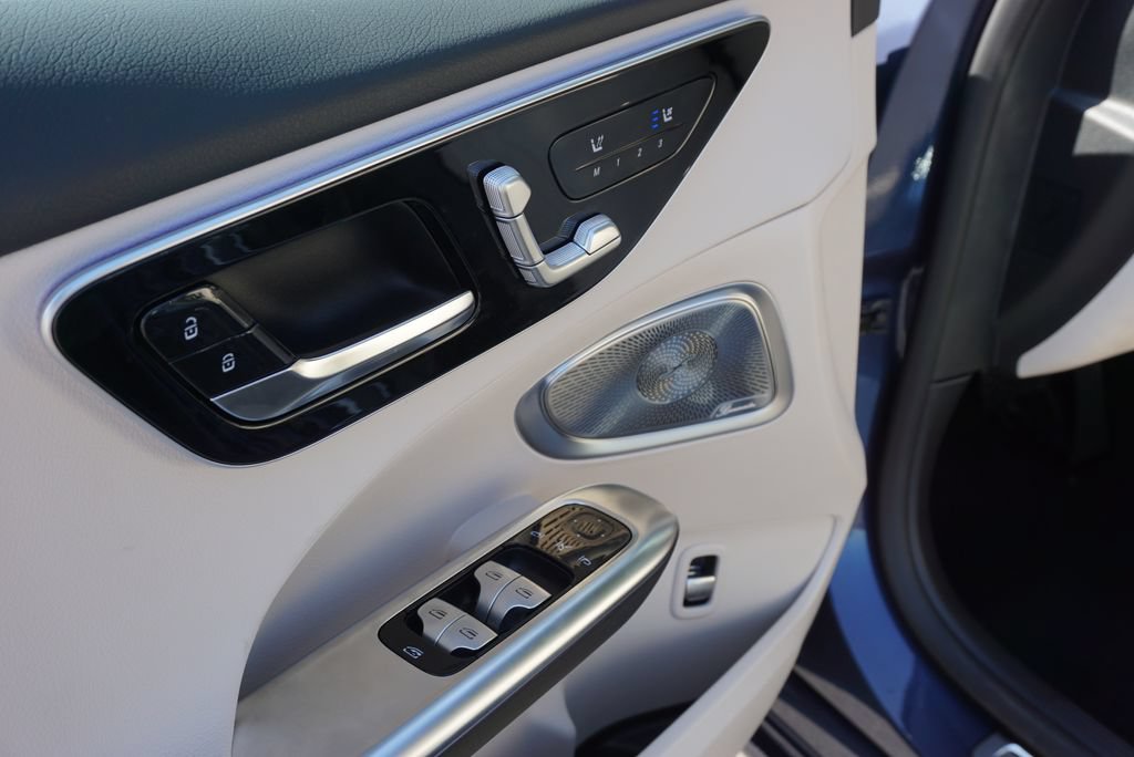 Certified 2025 Mercedes-Benz C 300 Sedan image 21