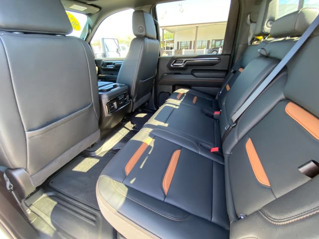 Used 2024 GMC Sierra 2500 AT4 w/ AT4 Premium Plus Package AWD/4WD image 14
