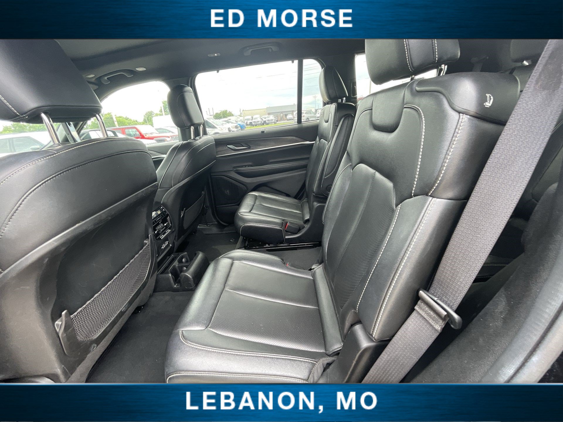 Used 2024 Jeep Grand Cherokee L Limited w/ Luxury Tech Group II AWD/4WD image 23