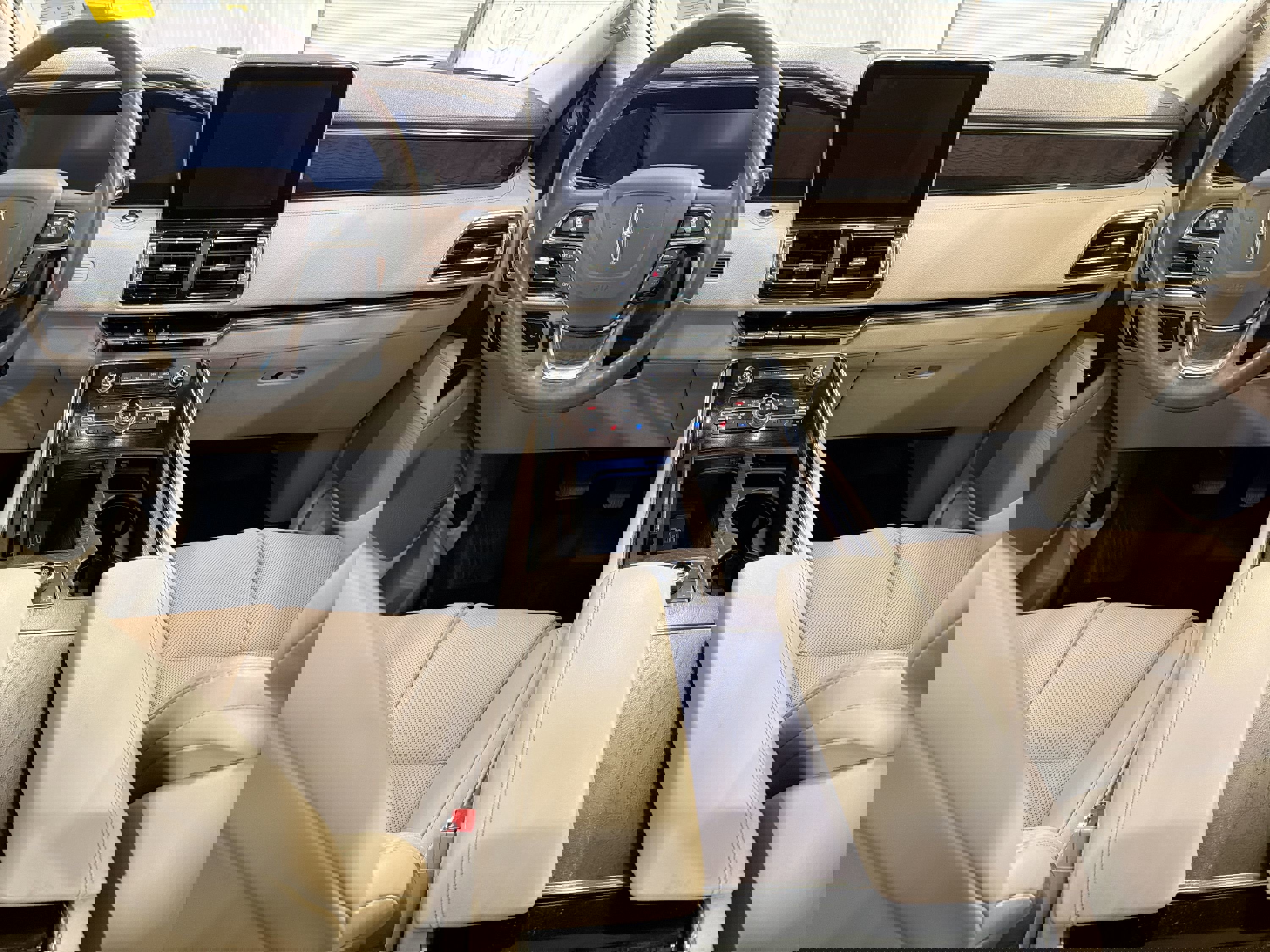 Used 2021 Lincoln Navigator L Reserve w/ Luxury Package image 23