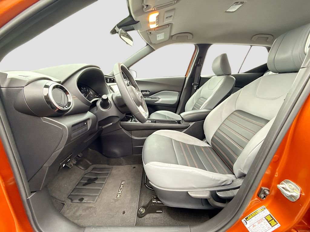 Used 2023 Nissan Kicks SR w/ SR Premium Package image 21
