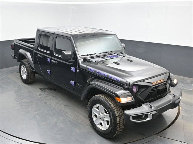 Used 2022 Jeep Gladiator Sport image 13