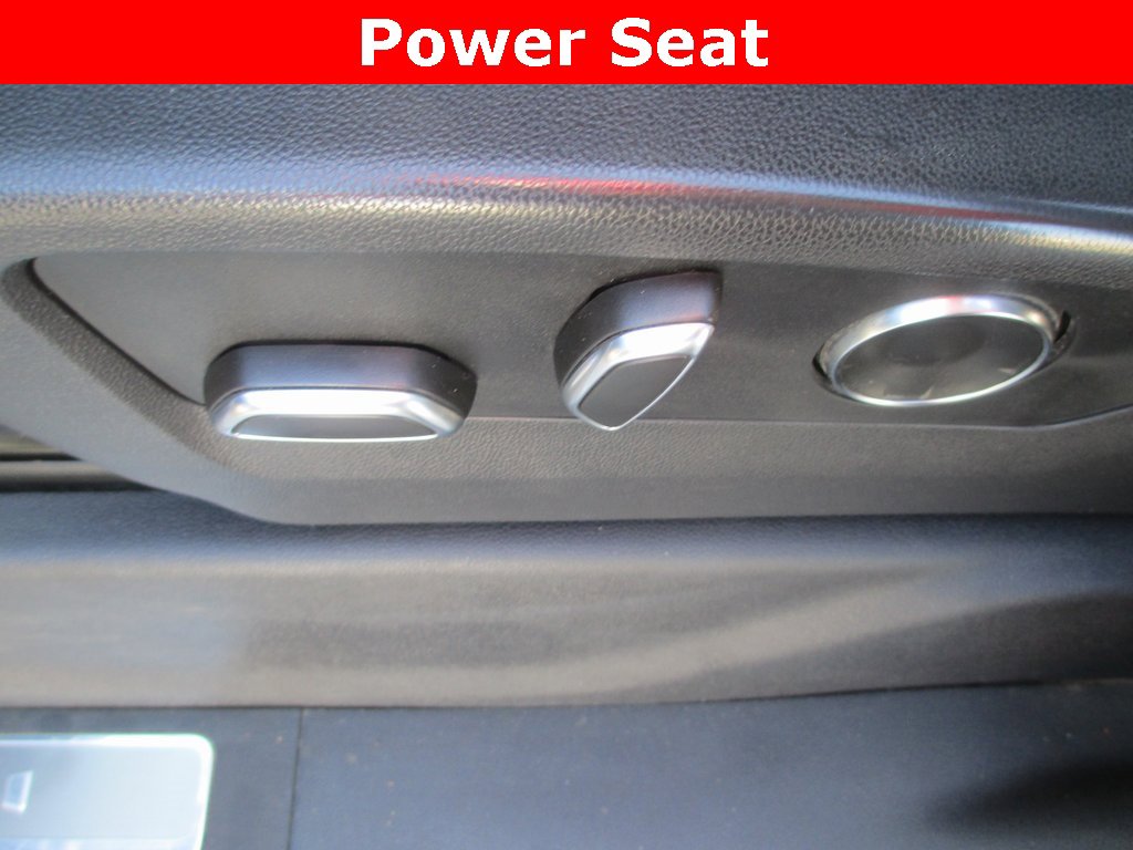 Used 2024 GMC Sierra 3500 Denali w/ Denali Reserve Package image 27